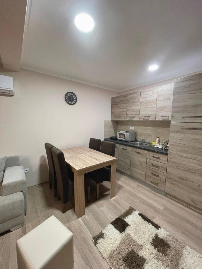 Vivko Apartments Veliko Gradiste Ngoại thất bức ảnh